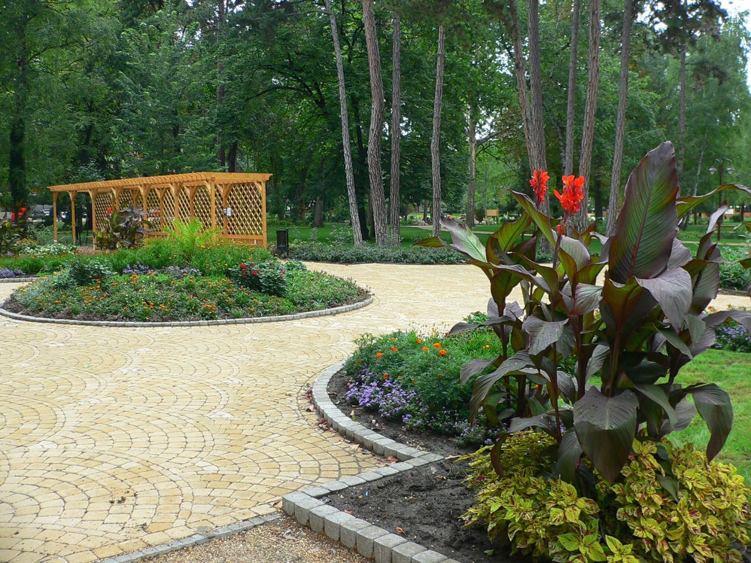 Siofók - park Jokai.jpg